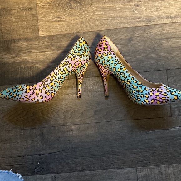 Leopard print heels - Picture 5 of 5